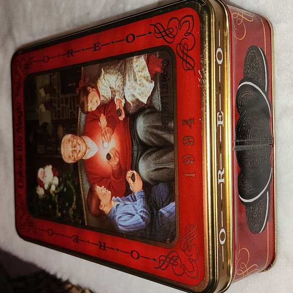 OREO TIN CAN  CHRISTMAS Other - OREO 🔑 UNLOCK THE MAGIC  TIN CAN VINTAGE